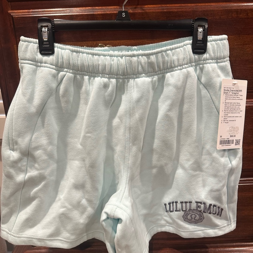 lululemon athletica Women's Soft Blue Athletic Shorts Scuba oversized 7”.